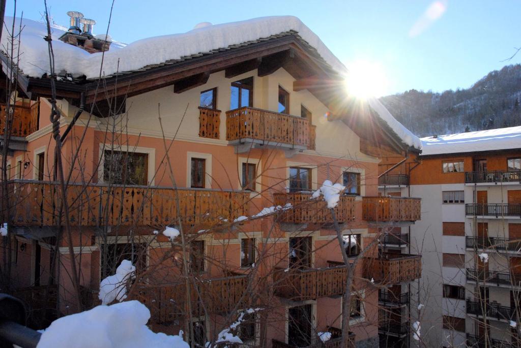 Limone Palace Aparthotel Limone Piemonte Ngoại thất bức ảnh