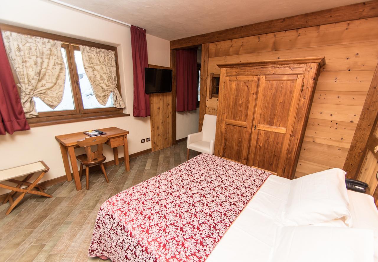 Limone Palace Aparthotel Limone Piemonte Ngoại thất bức ảnh