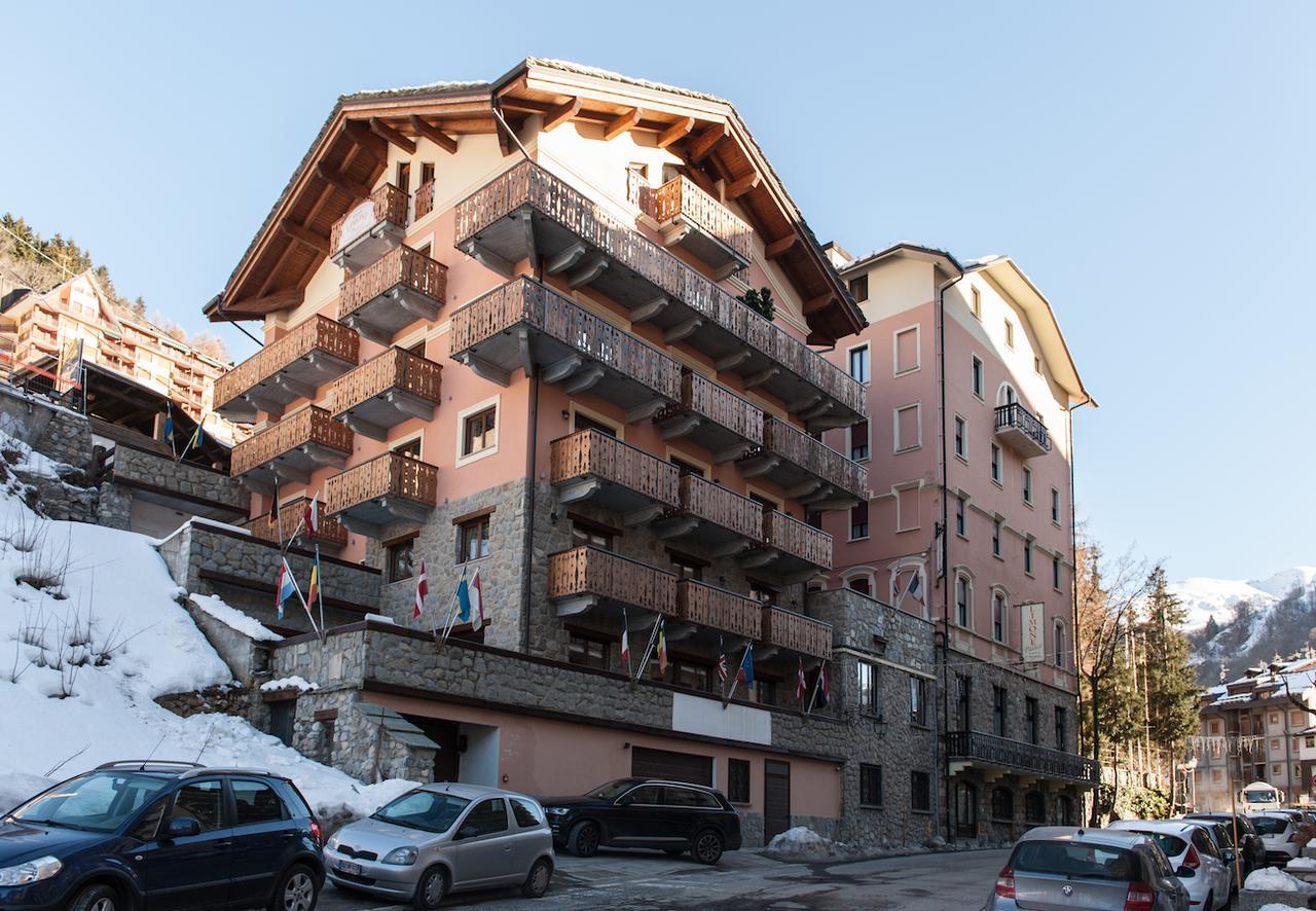 Limone Palace Aparthotel Limone Piemonte Ngoại thất bức ảnh