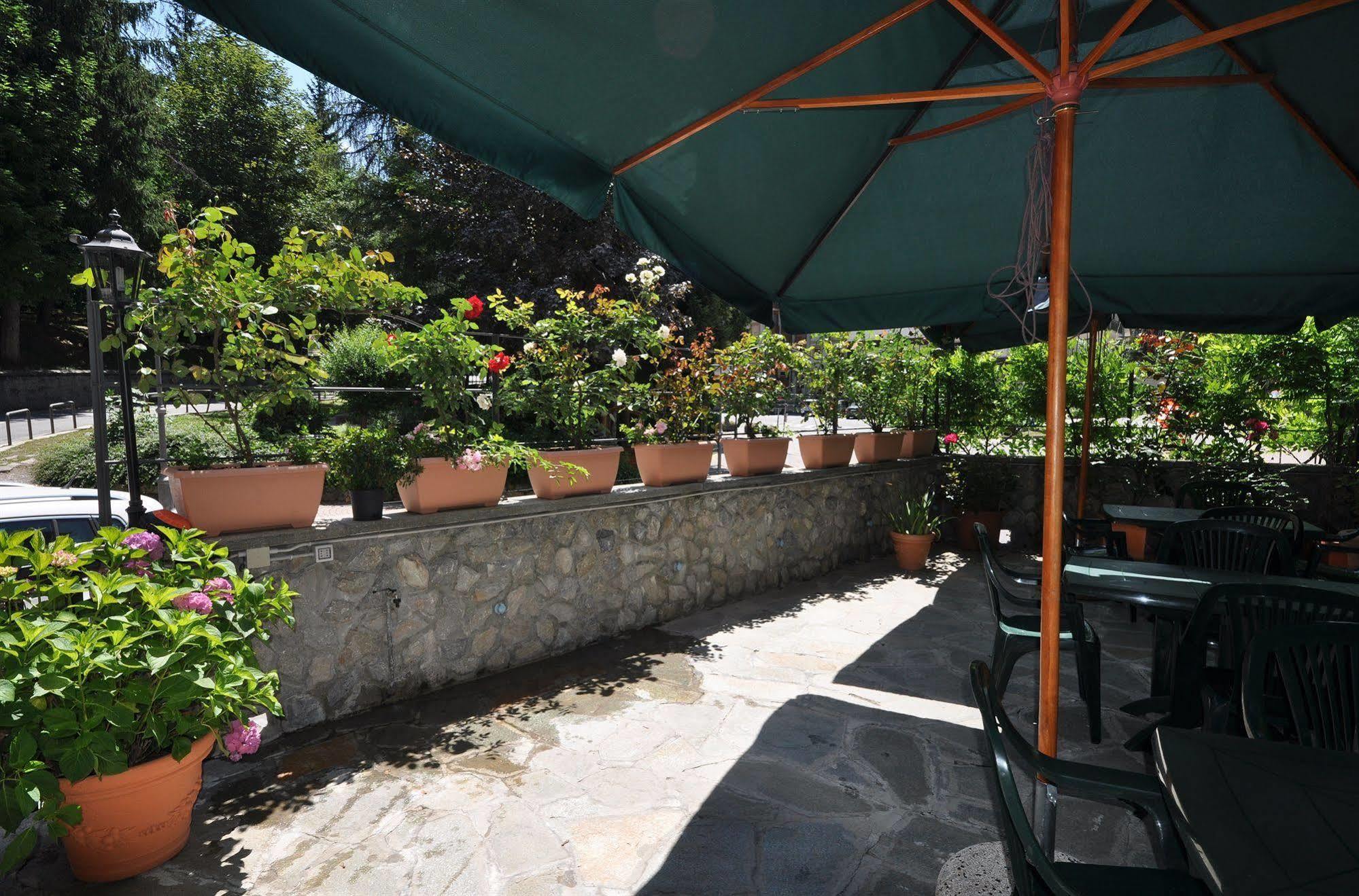 Limone Palace Aparthotel Limone Piemonte Ngoại thất bức ảnh