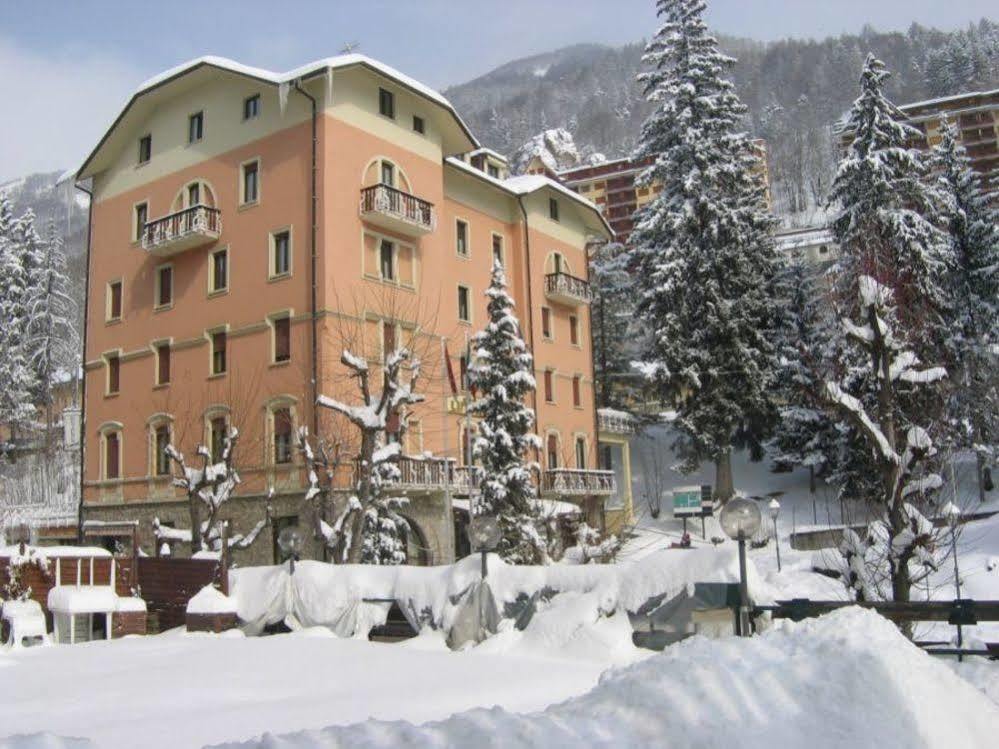 Limone Palace Aparthotel Limone Piemonte Ngoại thất bức ảnh